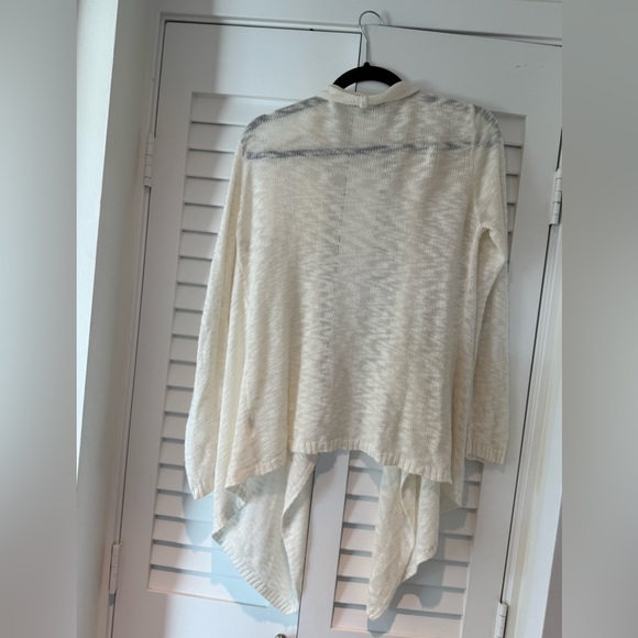 MAK White‎ Cardigan Sweater - Size M - Picture 4 of 4